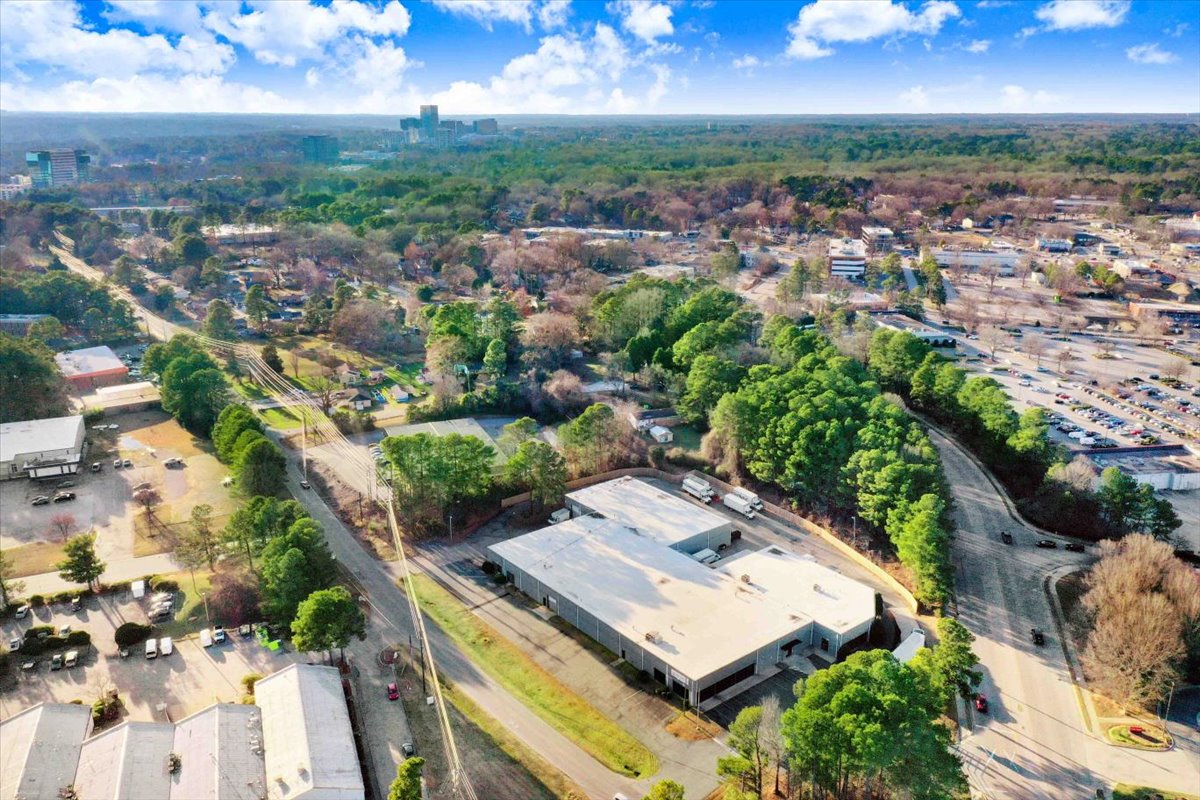 1904 New Hope | 50,500 SF